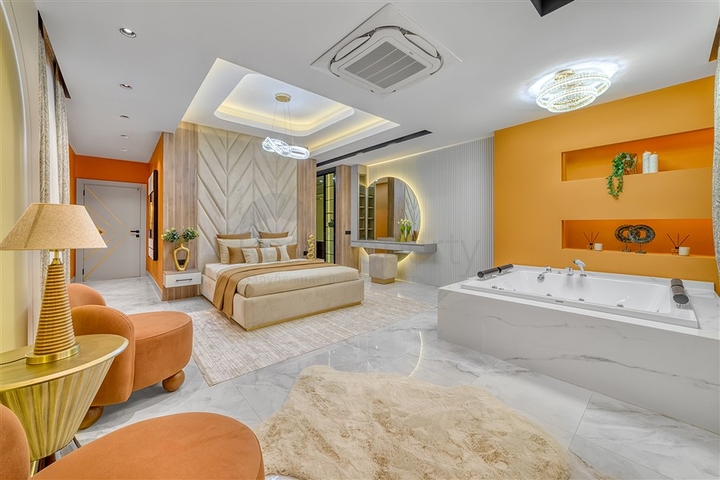 فيلا فاخرة 4 + 1 مع إطلالات خلابة على ألانيا بأكملها