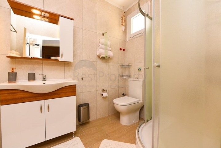 تاون هاوس 2 + 1 على بعد 600 متر من البحر في منطقة كارجيجاك