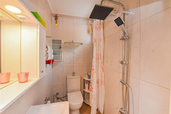 تاون هاوس 2 + 1 على بعد 600 متر من البحر في منطقة كارجيجاك