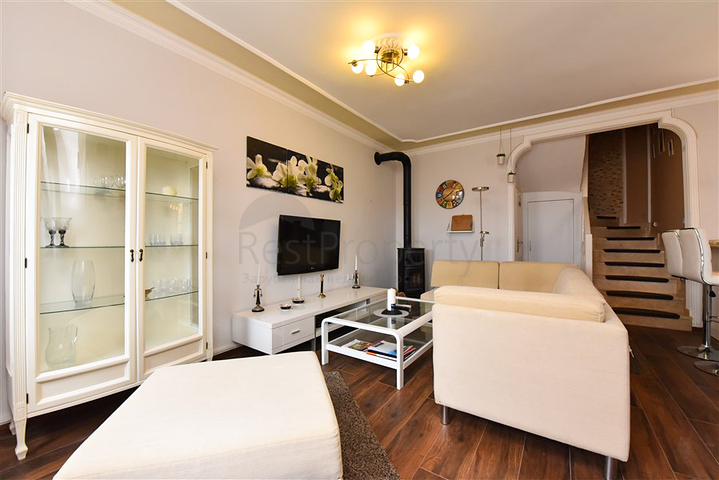 تاون هاوس 2 + 1 على بعد 600 متر من البحر في منطقة كارجيجاك