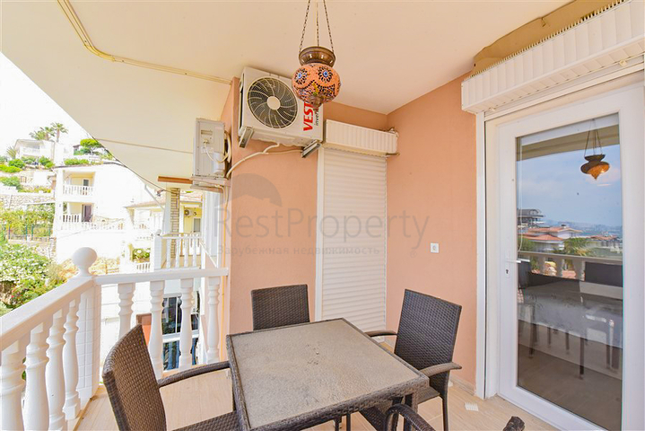 تاون هاوس 2 + 1 على بعد 600 متر من البحر في منطقة كارجيجاك