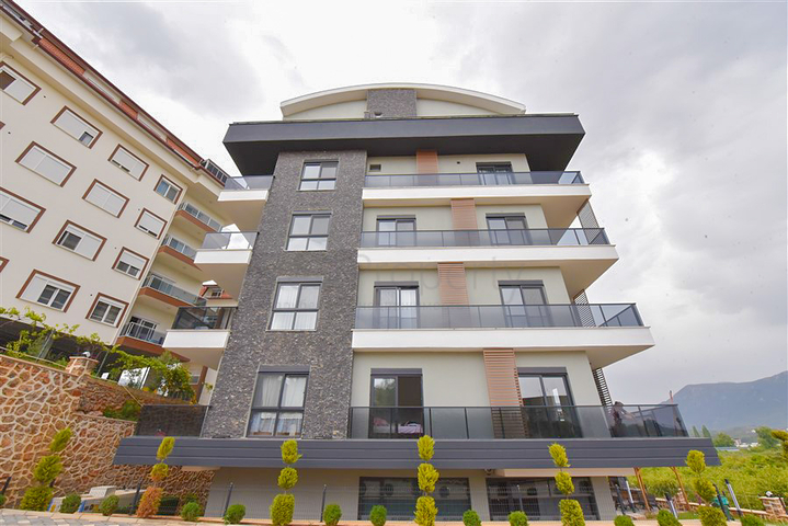 بنتهاوس مفروش 2+1 للإيجار طويل الأجل في منطقة أوبا