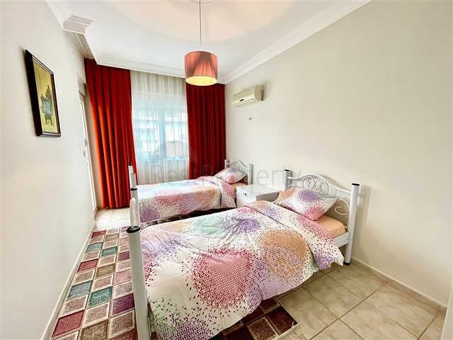 بنتهاوس فسيحة 4 + 1 من المالك ، على بعد 300 متر من البحر في منطقة أوبا