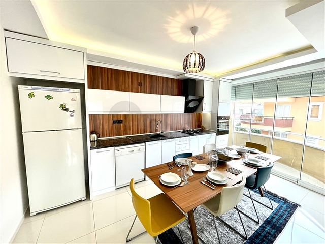 بنتهاوس فسيحة 4 + 1 من المالك ، على بعد 300 متر من البحر في منطقة أوبا