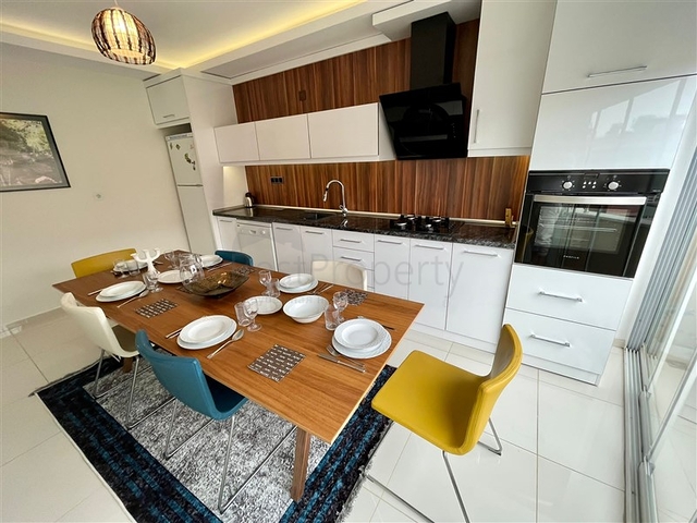 بنتهاوس فسيحة 4 + 1 من المالك ، على بعد 300 متر من البحر في منطقة أوبا