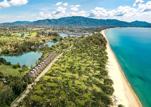 مشروع لاجون الفاخر