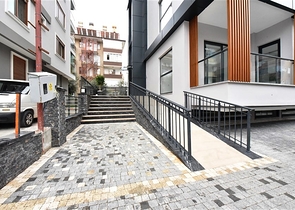 شقة جديدة 1+1 في وسط ألانيا