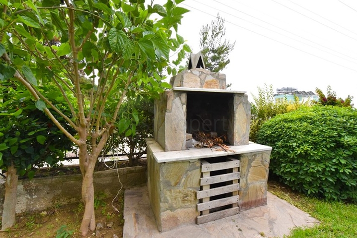 شقة 4+1 مع تراس وشرفات واسعة