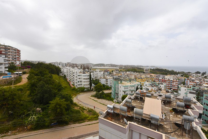 شقة 4+1 مع تراس وشرفات واسعة