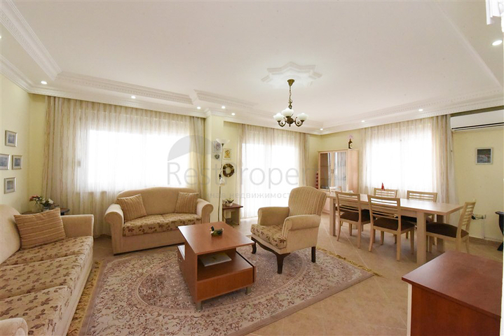 شقة 4+1 مع تراس وشرفات واسعة