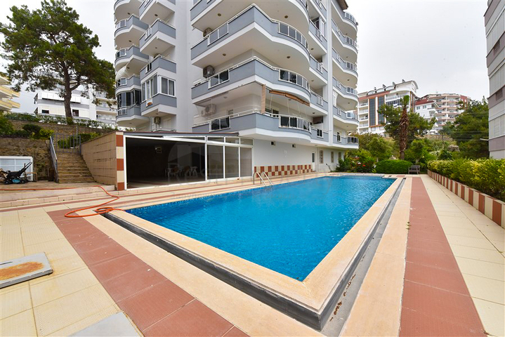 شقة 4+1 مع تراس وشرفات واسعة