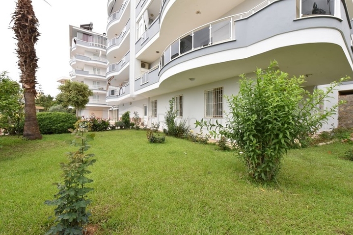 شقة 4+1 مع تراس وشرفات واسعة