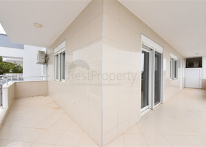 شقة 4+1 مع تراس وشرفات واسعة