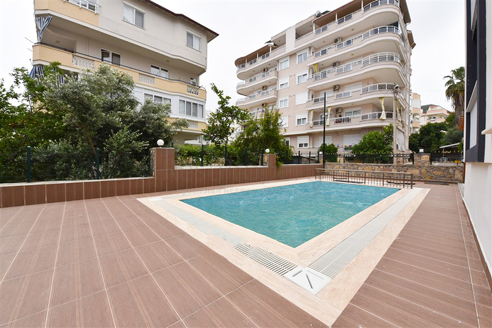 بنتهاوس من طابقين 2 + 1 مع إطلالات على البحر والجبل