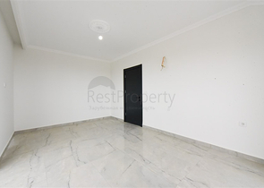 بنتهاوس من طابقين 2 + 1 مع إطلالات على البحر والجبل