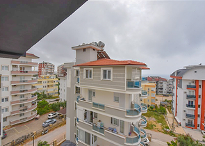 بنتهاوس من طابقين 2 + 1 مع إطلالات على البحر والجبل