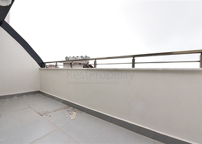 بنتهاوس من طابقين 2 + 1 مع إطلالات على البحر والجبل