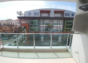 شقة في منطقة مفتوحة للحصول على تصريح إقامة ، على بعد 350 متر من البحر