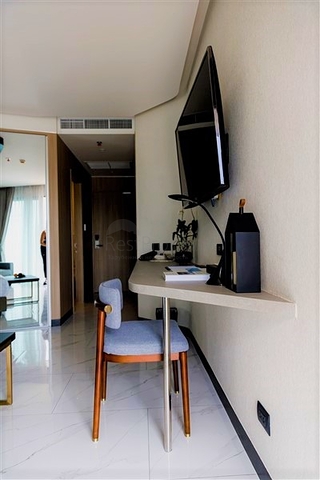 عمارات جديدة على بعد 200 متر من شاطئ بانغ تاو