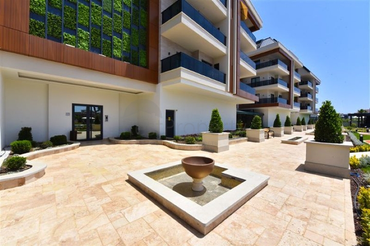 شقة 1+1 في قلب منطقة أوبا للإيجار