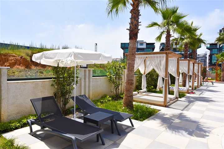 شقة 1+1 في قلب منطقة أوبا للإيجار