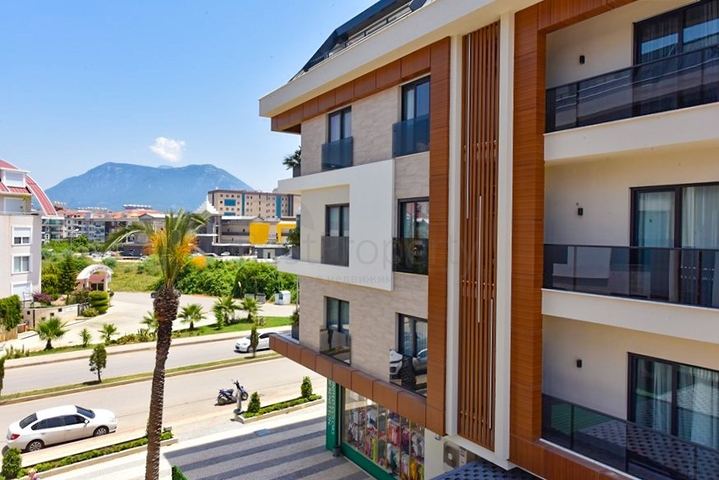 شقة 1+1 في قلب منطقة أوبا للإيجار