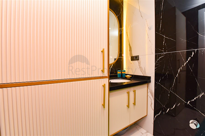 شقة 1+1 في قلب منطقة أوبا للإيجار