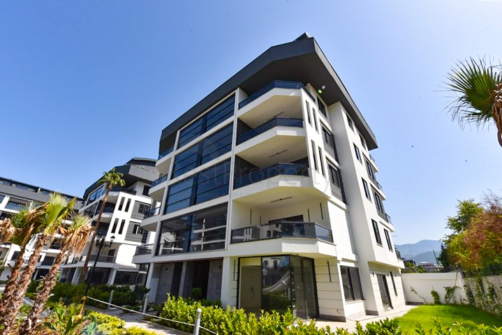 شقة من ثلاث غرف نوم في منطقة مرموقة في أوبا