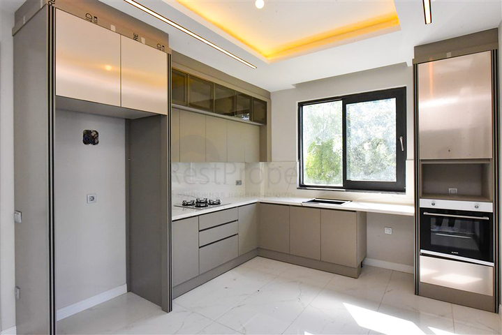 شقة من ثلاث غرف نوم في منطقة مرموقة في أوبا