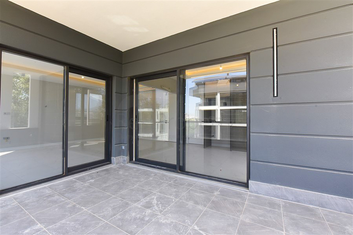 شقة من ثلاث غرف نوم في منطقة مرموقة في أوبا