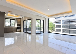 شقة من ثلاث غرف نوم في منطقة مرموقة في أوبا