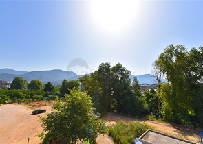 شقة من ثلاث غرف نوم في منطقة مرموقة في أوبا