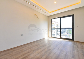 شقة من ثلاث غرف نوم في منطقة مرموقة في أوبا