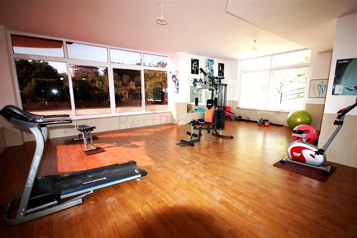 شقة فسيحة 3 + 1 في حي أفسالار