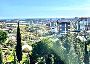 شقة فسيحة 3 + 1 في حي أفسالار