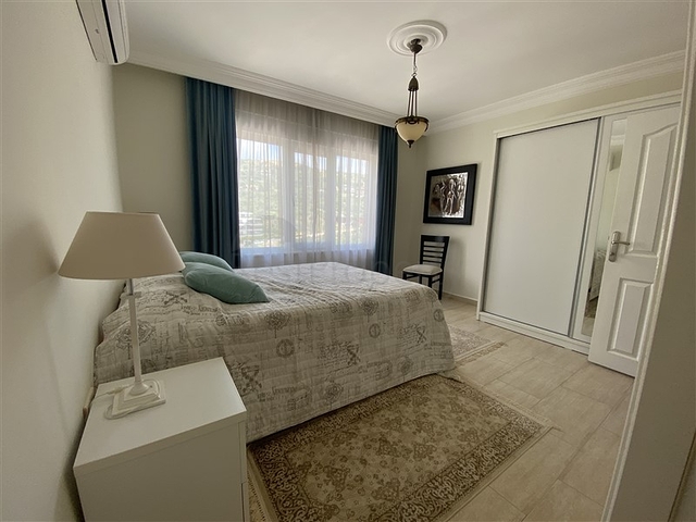 شقة فسيحة من أربع غرف نوم مع إطلالة بانورامية مفتوحة على الجبال