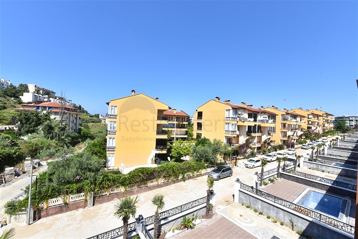 فيلا مع مسبح في منطقة أفسالار