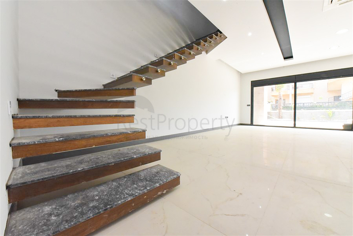 فيلا مع مسبح في منطقة أفسالار