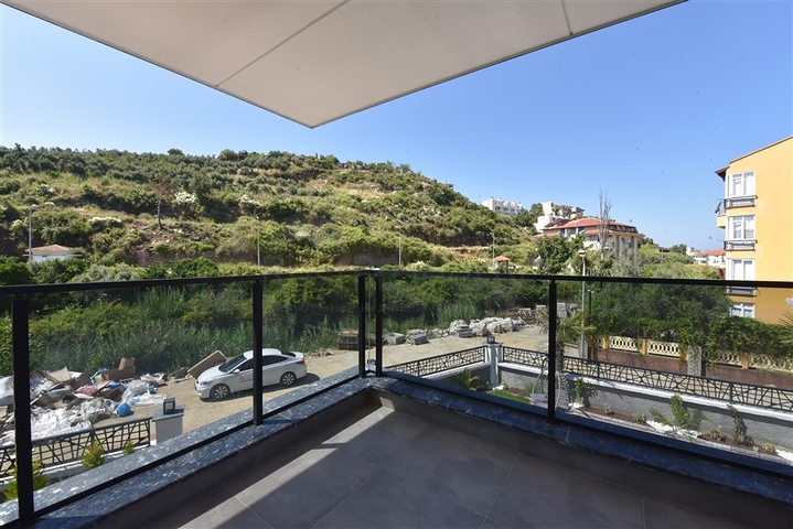 فيلا مع مسبح في منطقة أفسالار