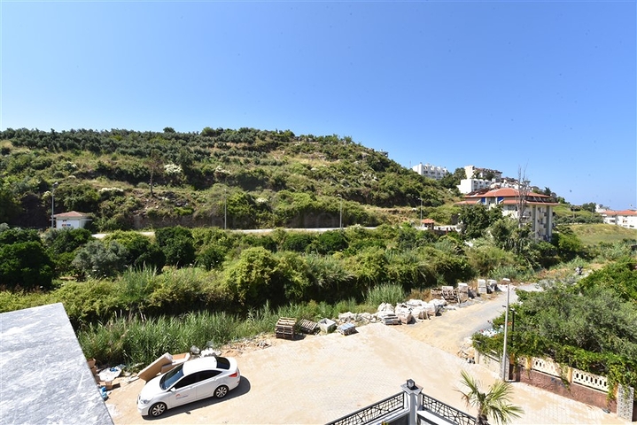 فيلا مع مسبح في منطقة أفسالار