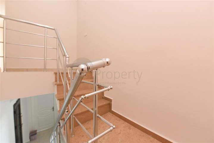 بنتهاوس كبير 4 + 1 مع مناظر خلابة في منطقة دميرتاش