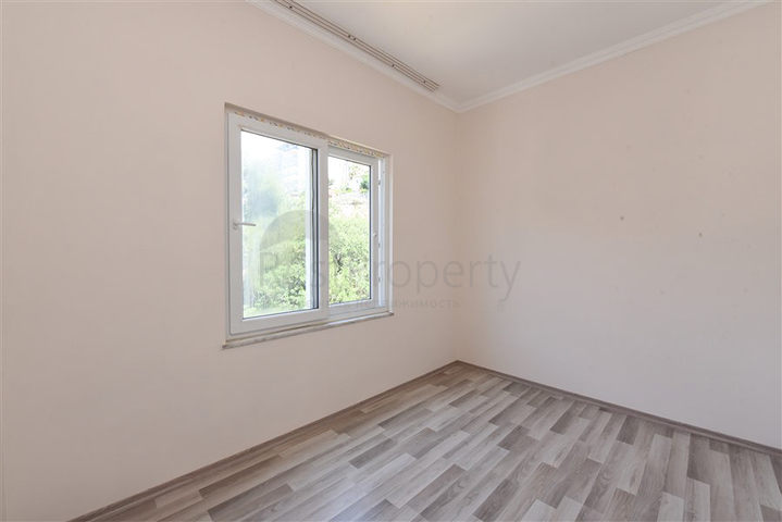 بنتهاوس كبير 4 + 1 مع مناظر خلابة في منطقة دميرتاش