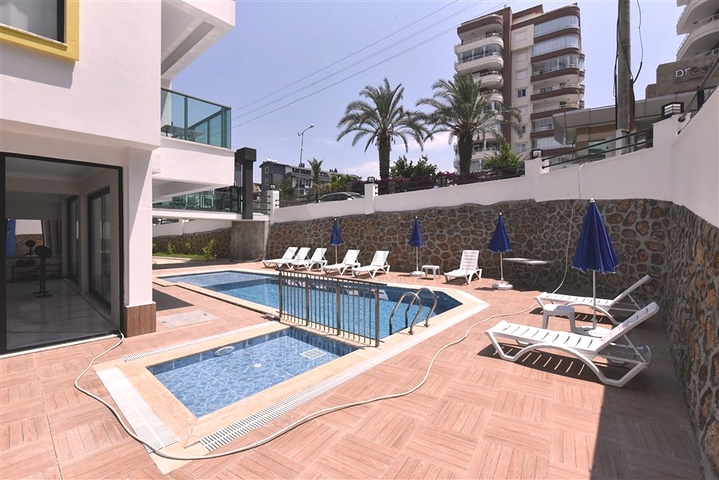 شقة 1+1 في مجمع جديد في منطقة توسمور