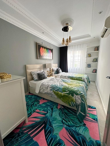 شقة 2 + 1 ، تم تجديدها حديثا ، على بعد 400 متر من البحر