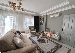 شقة 2 + 1 ، تم تجديدها حديثا ، على بعد 400 متر من البحر