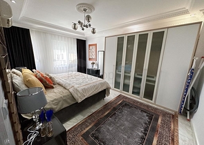 شقة 2 + 1 ، تم تجديدها حديثا ، على بعد 400 متر من البحر