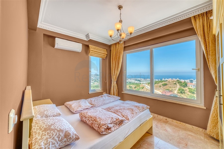 فيلا منفصلة 3 + 1 في مجمع واسع النطاق في منطقة كارجيجاك