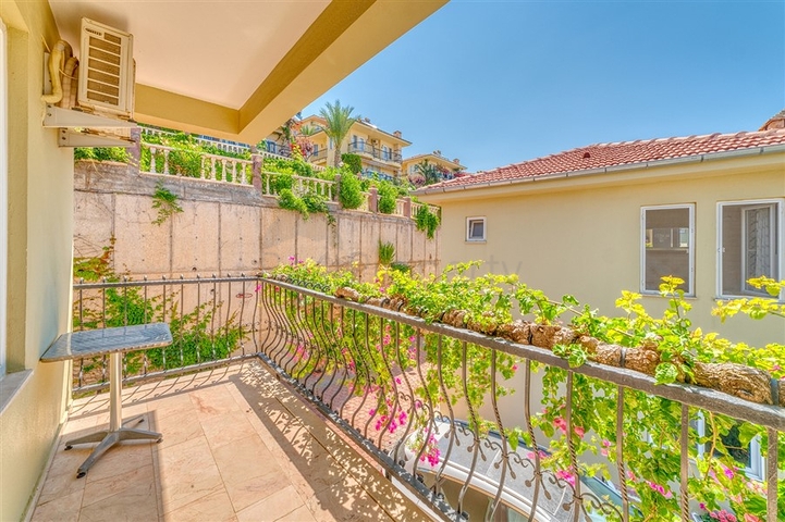 فيلا منفصلة 3 + 1 في مجمع واسع النطاق في منطقة كارجيجاك