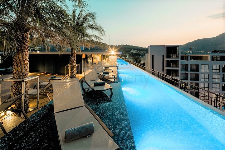 عمارات مع بنية تحتية فندقية بالقرب من شاطئ كامالا