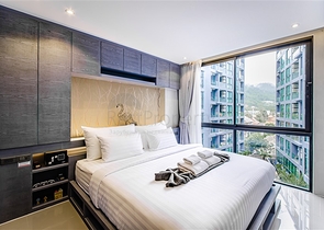 عمارات مع بنية تحتية فندقية بالقرب من شاطئ كامالا